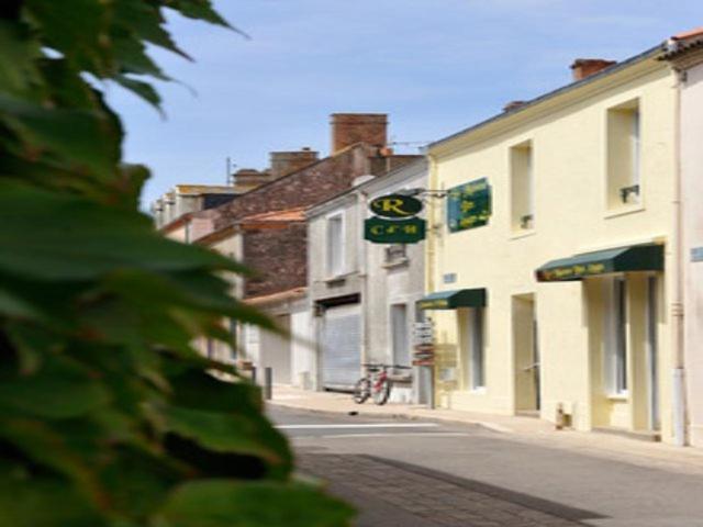 Maison Des Anges Hotel Bouin  Exterior photo